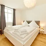 Neu!!! Moselbleibe Uferallee Bernkastel-Kues