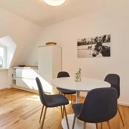 Neu!!! Moselbleibe Uferallee