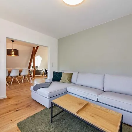 Neu!!! Moselbleibe Uferallee