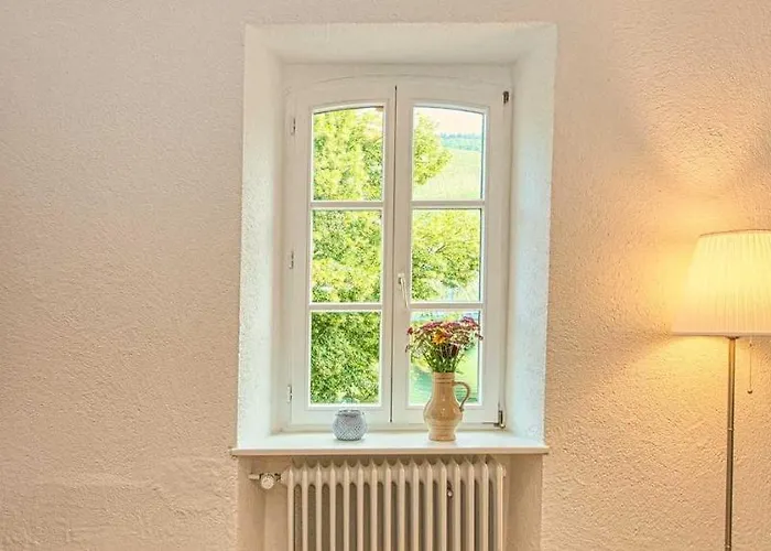 Neu!!! Moselbleibe Uferallee * ベルンカステル・クース