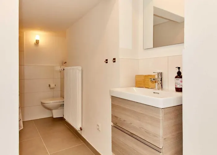 Neu!!! Moselbleibe Uferallee アパート ベルンカステル・クース