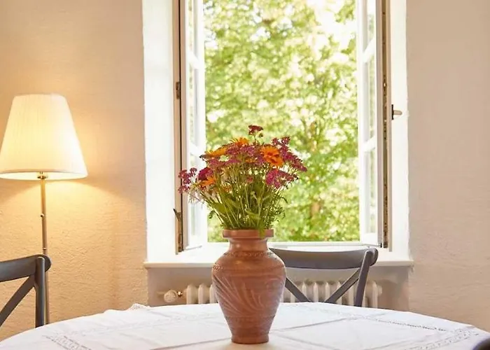 Neu!!! Moselbleibe Uferallee * ベルンカステル・クース